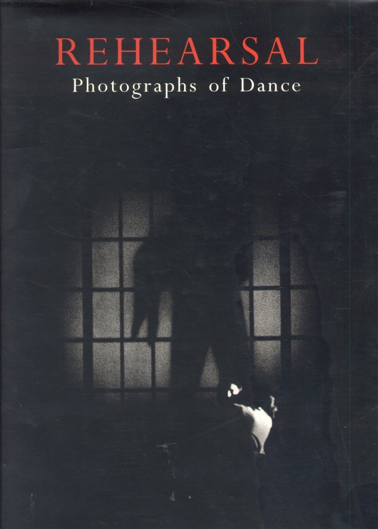 Leoussi, Eleni - Rehearsel (Photographs of Dance)