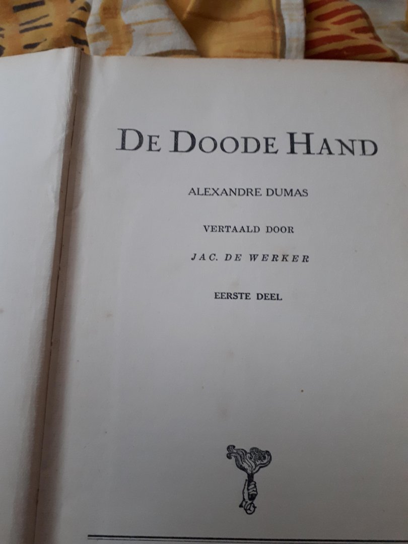 Dumas - De doode hand  deel 1