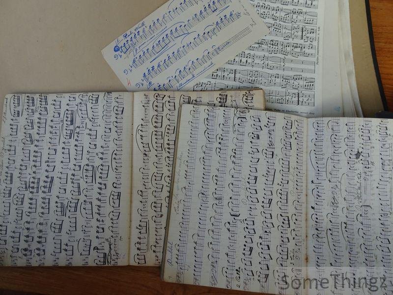 Charles Lequeux. - Verzameling handgeschreven muziekboekjes, partituren en liedjesteksten.