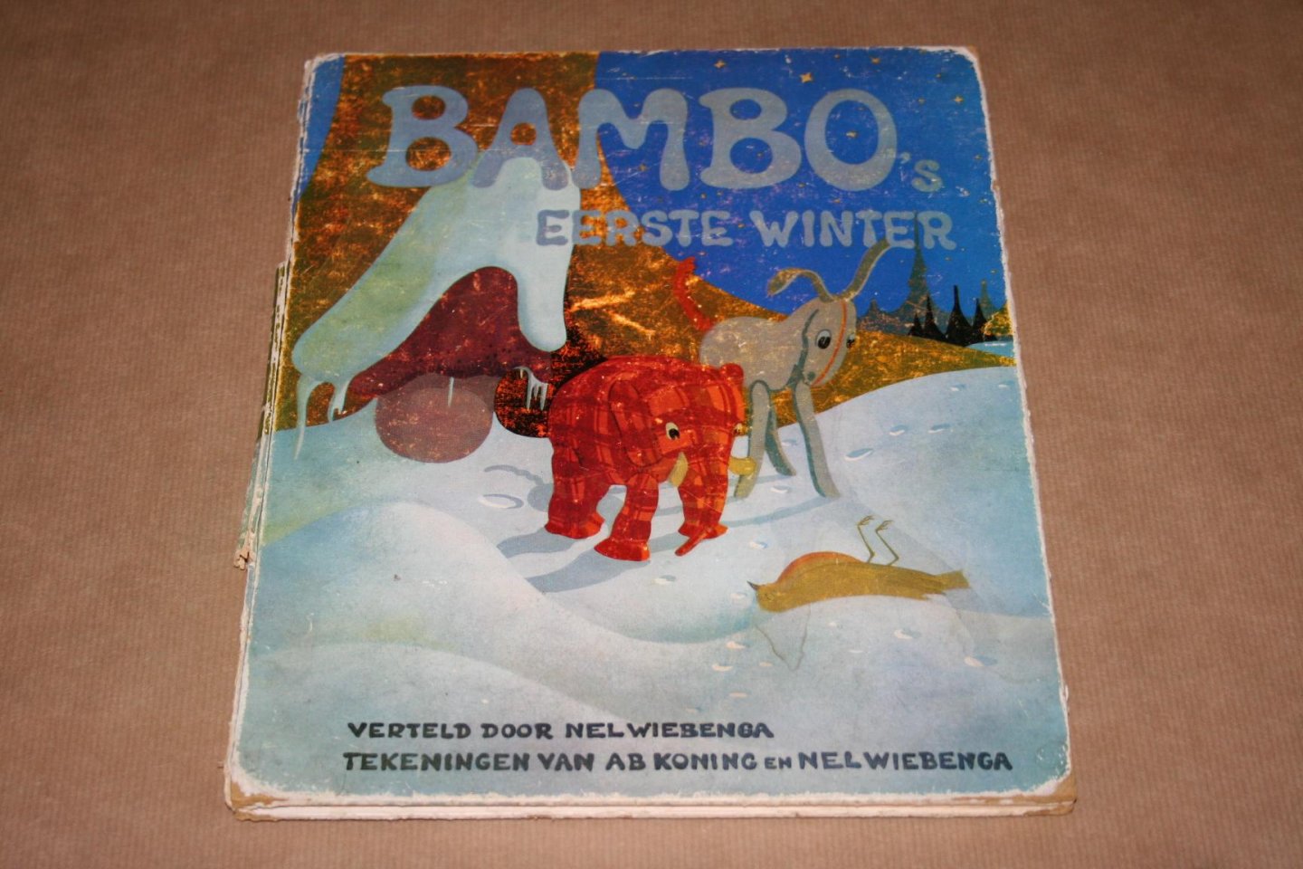 Nel Wiebenga --- Illustraties van Ab Koning en Nel Wiebenga - Bambo's eerste winter