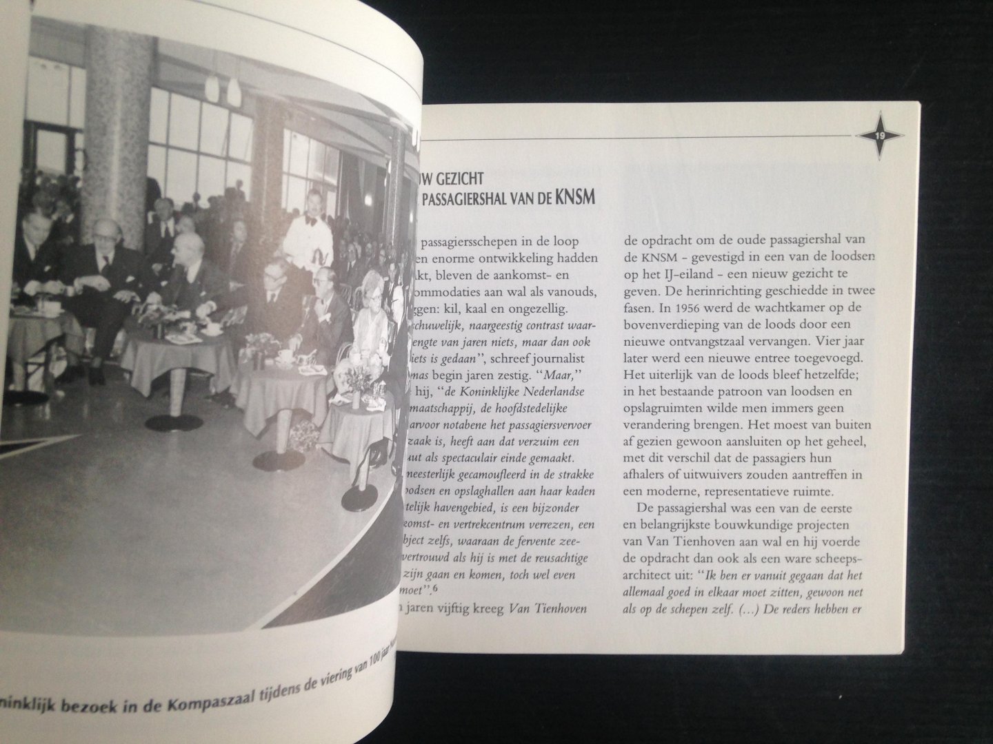 Onna, Edwin van - Inrichting en decoratie van de voormalige passagiershal der KNSM