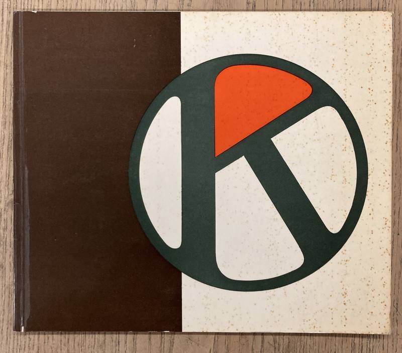 CAS OORTHUYS, E.C. VAN HOUTEN EN EMMY ANDRIESSE., ELFFERS, DICK. & VRIEND, J. J. - De grond waarop wij staan. In opdracht van Linoleum Krommenie