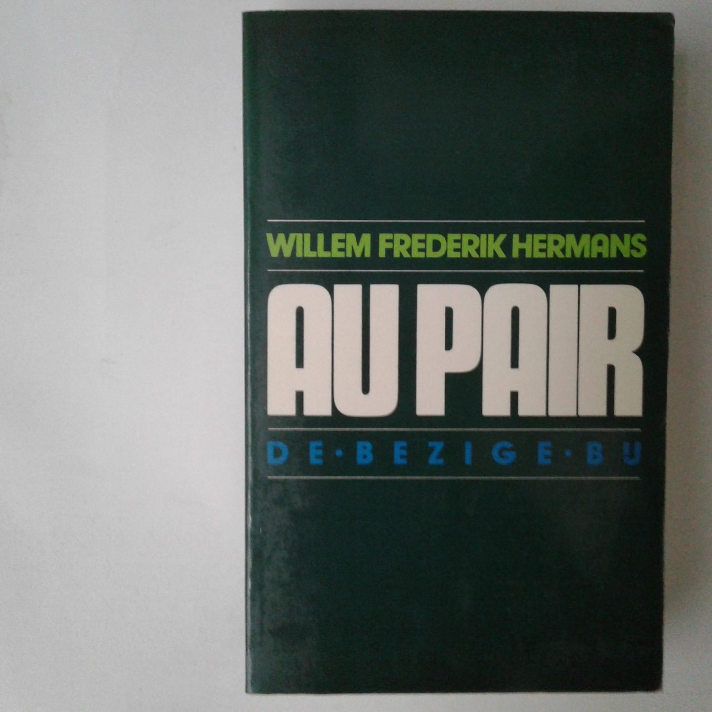 Hermans, Willem Frederik - Au pair