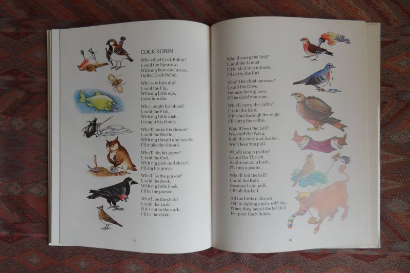Clarke, Vanessa (edited by). - The Kingfisher Book of Nursery Rhymes and Lullabies.