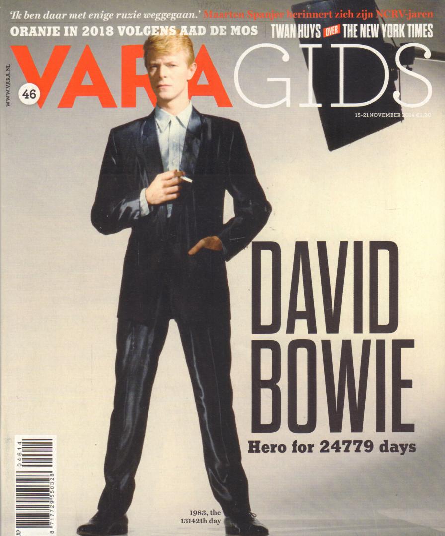 Diverse auteurs - 4x DUTCH RADIO- AND TELEVISION MAGAZINE VARAGIDS 15-21 NOVEMBER 2014 WITH DAVID BOWIE ON COVER (HERO FOR 24779 DAYS), SAME MAGAZINE WAS MADE WITH FOUR DIFFERENT BOWIE COVERS, INSIDE THE MAGAZINE 7 PAGES ABOUT DAVID BOWIE, GAVE STAAT