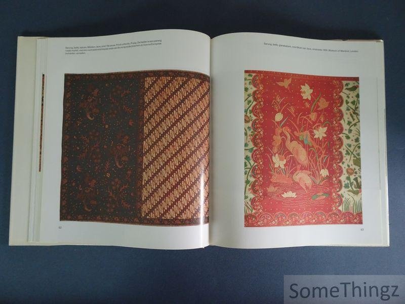 Forman, Bedrich. - Batik & Ikat: Indonesische textielkunst, eeuwenoude schoonheid.