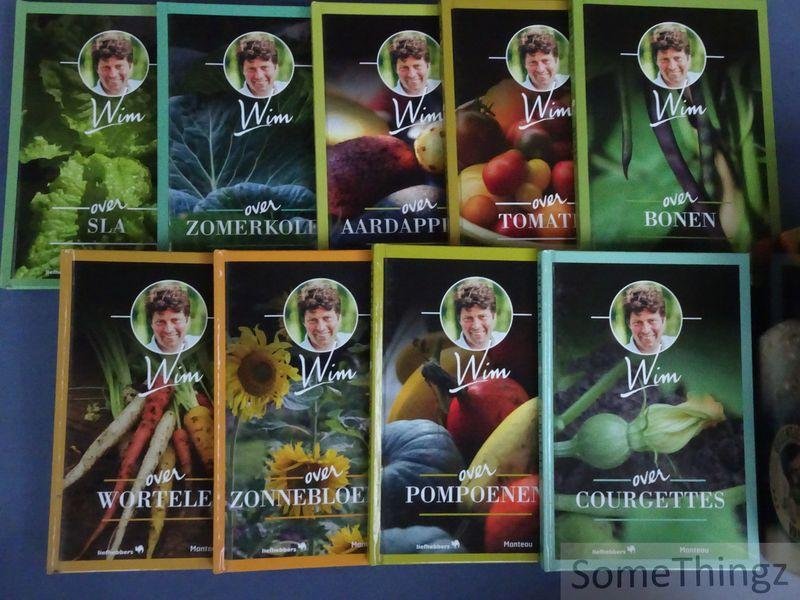 Wim Lybaert, Laurence Machiels. - Wim over sla, zomerkolen, aardappelen, tomaten, bonen, wortelen, zonnebloemen, courgettes en pompoenen. [9 delen in orig. schuifdoos.]