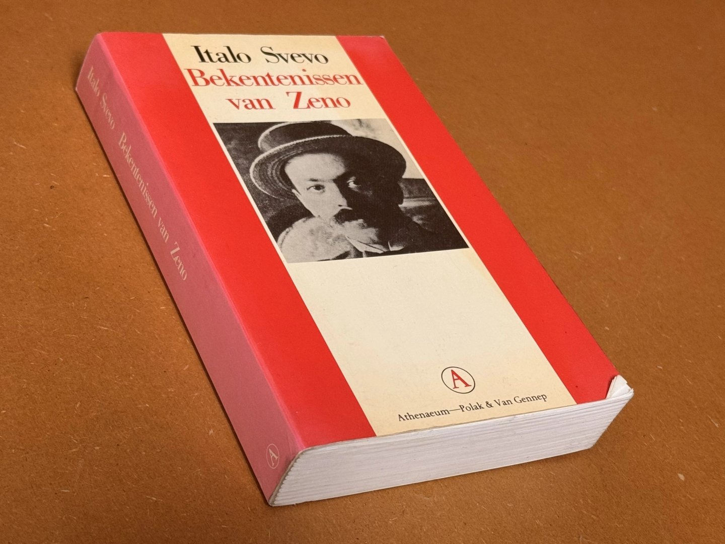 Italo Svevo; Jennie Tuin (vertaling) - Bekentenissen van Zeno