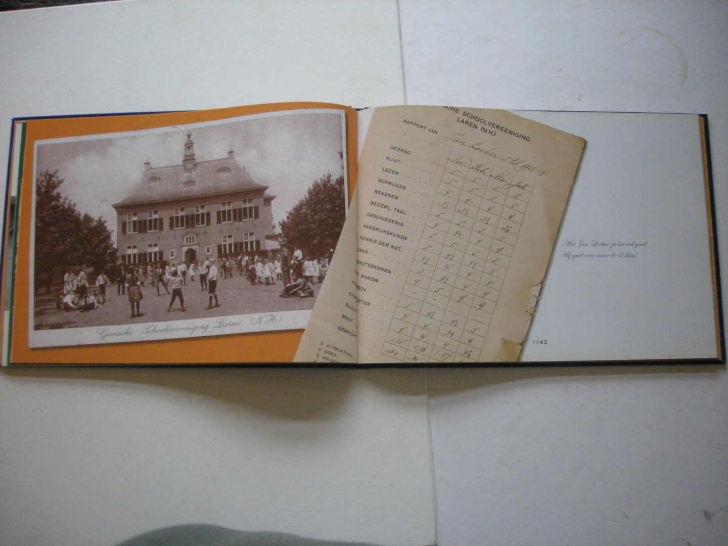 Schoon, A., tekst - De Gooische School 1905 - 2005 (foto reunie 2006 ingelegd)