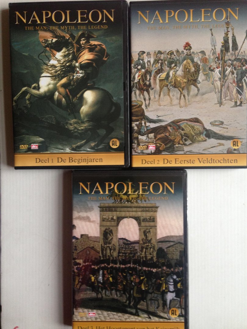  - Napoleon, cassette met 3dvd's, De beginjaren, De Eerste Veldtochten, Het Hoogtepunt van het Keizerrijk