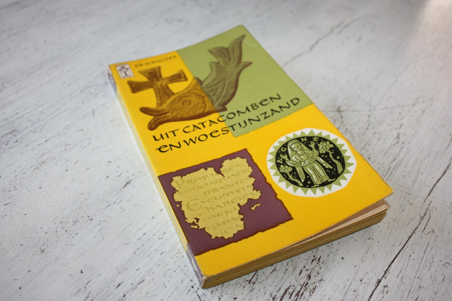 Mulder, Dr. H. - UIT CATACOMBEN EN WOESTIJNZAND