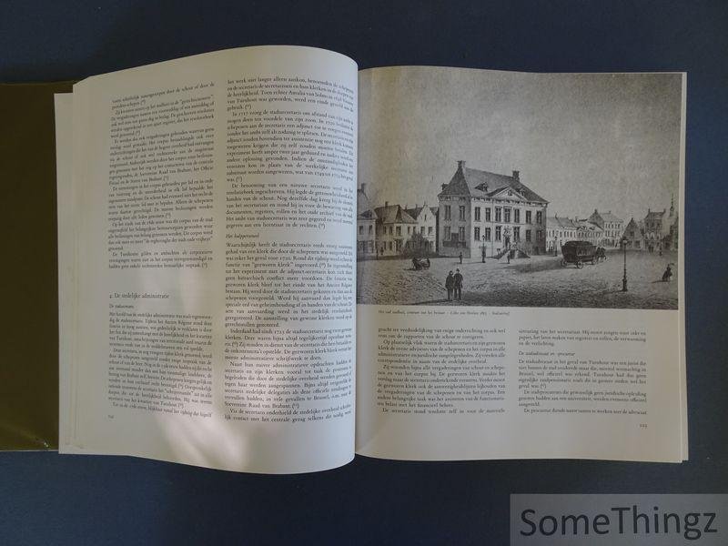 de Kok, Harry en Van Autenboer, Eugeen (edit). - Turnhout: groei van een stad.