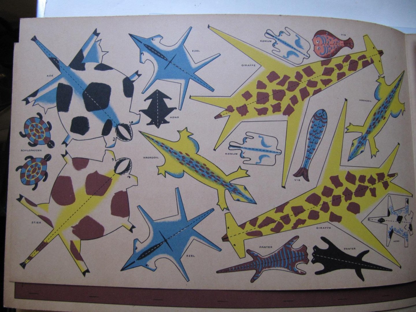  - De Ark, een schip vol mensen en dieren