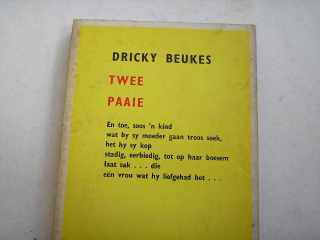 Beukes, Dricky - Twee Paaie