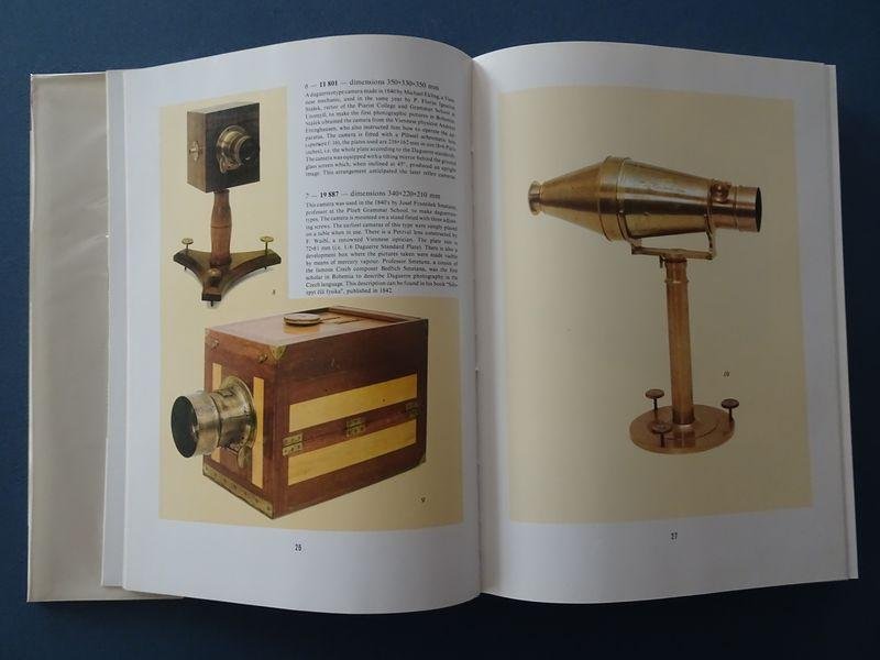 Janda, Jiri - Camera Obscuras. Photographic Cameras 1840-1940.
