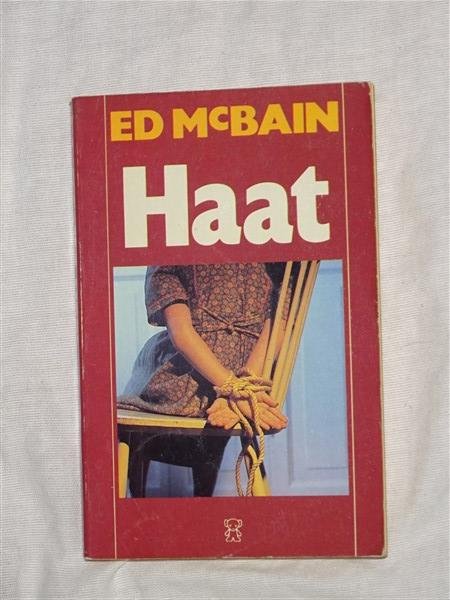 McBain, Ed - Zwarte beertjes, 2031: Haat