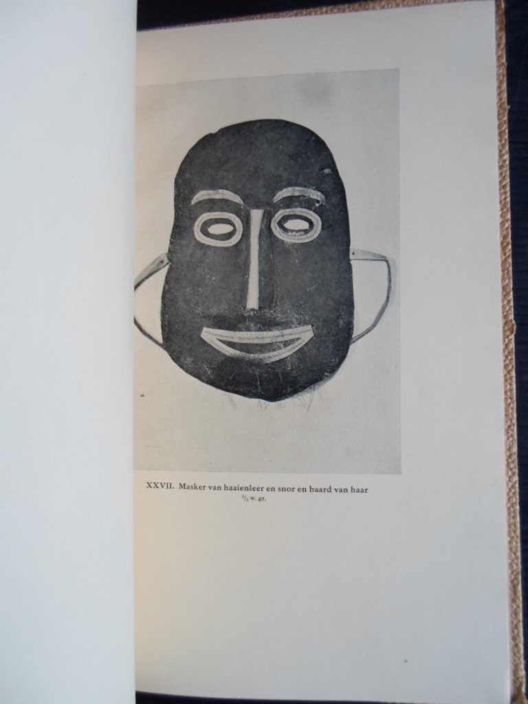 Lorm, A.J.de - Kunstzin der Eskimo’s, Ethnografische voorwerpen uit Oost-Groenland