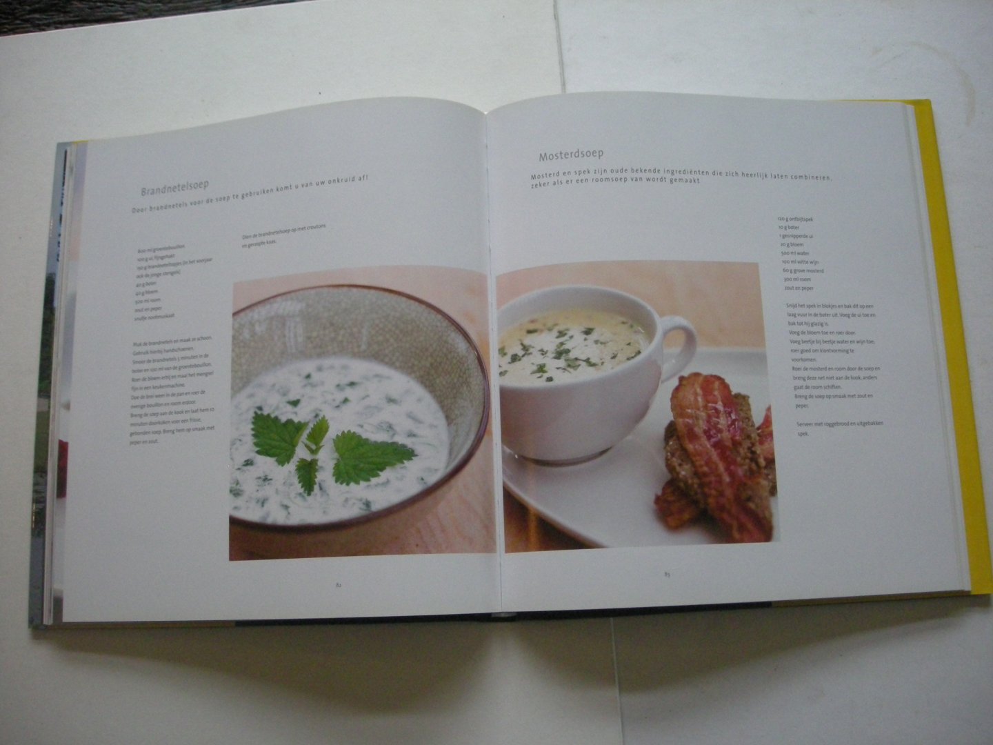 Wallis de Vries, G. de, geschiedenis / Olivier, Hertzog E., culinaire geschiedenis en receptuur - Engelenburg, traditionele gastvrijheid met een koloniaal tintje