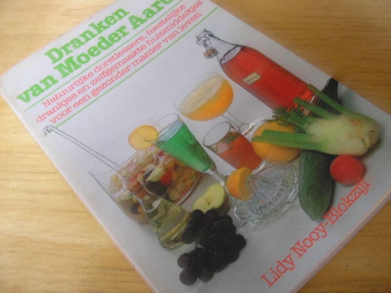 Nooy-Blokzijl, L.(Lidy) - Dranken van Moeder Aarde