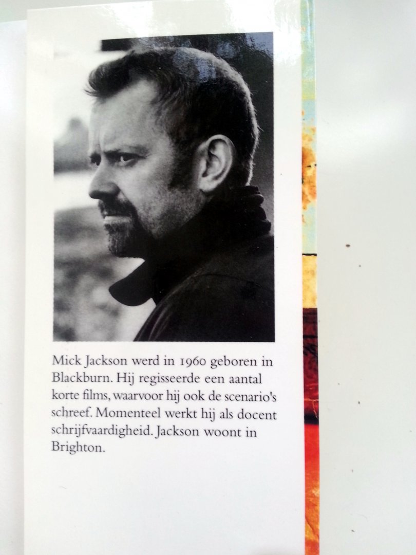 Jackson, Mick - De tunnelman