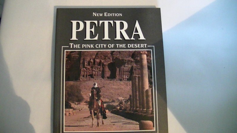 Belloni,Stefania - Petra- the pink city of the desert.