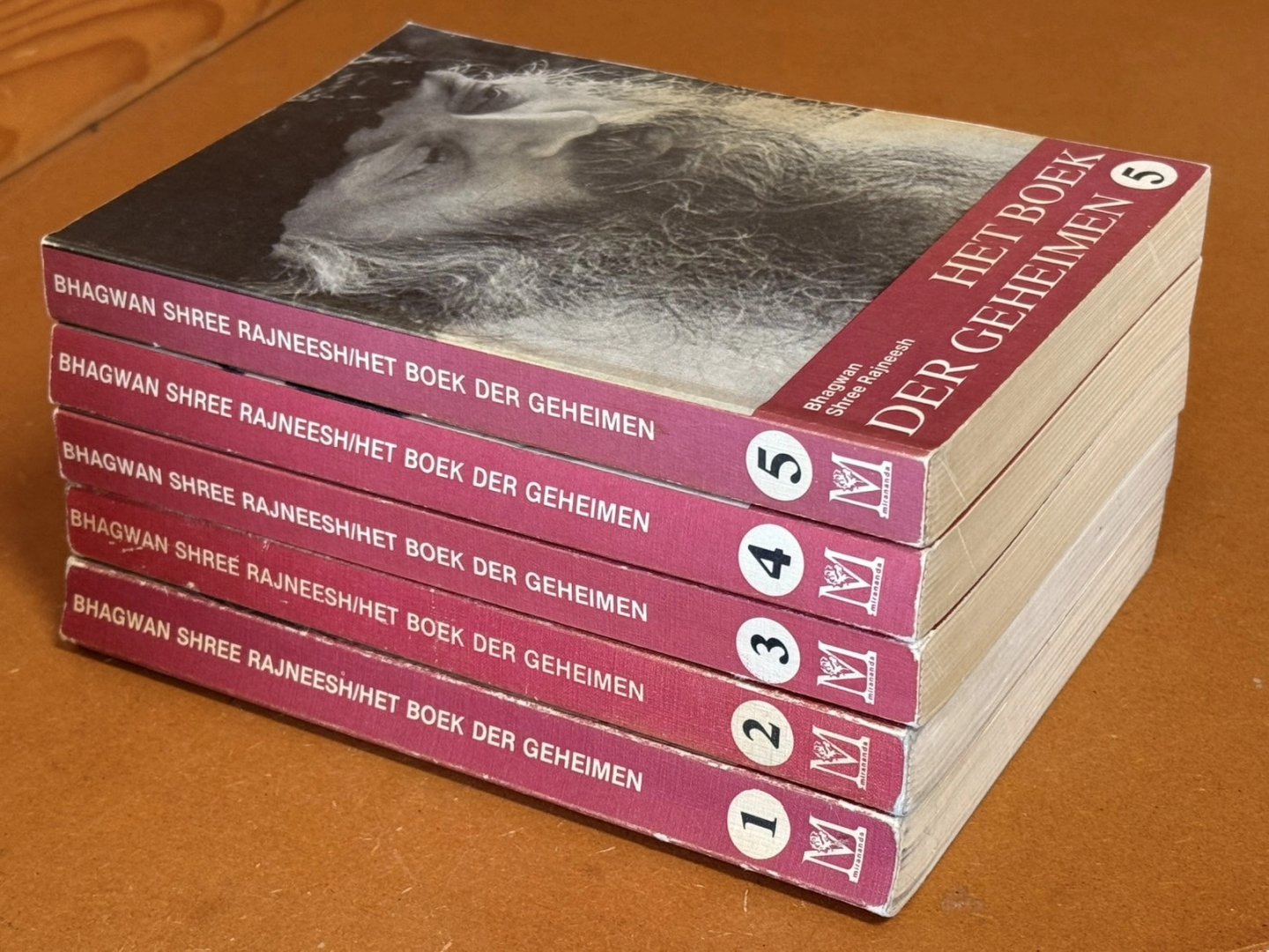 Bhagwan Shree Rajneesh (Osho) - COMPLEET: Het boek der Geheimen (deel 1-5)