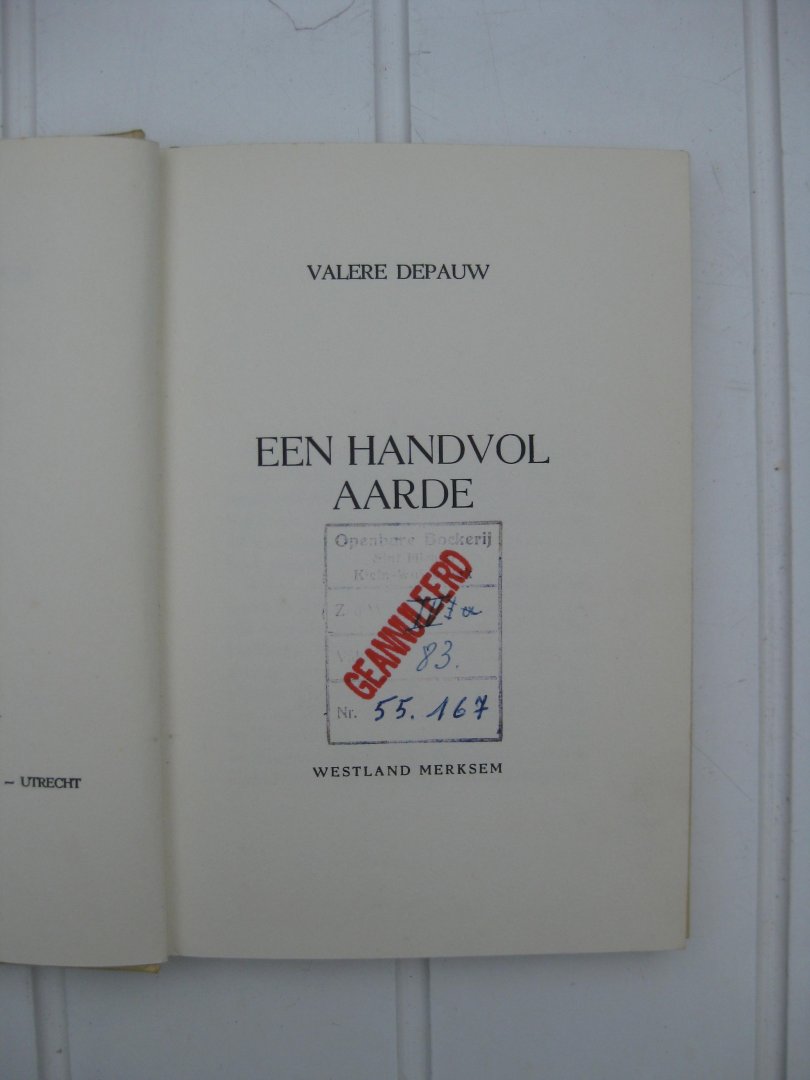 Depauw, Valère - Een handvol Aarde.