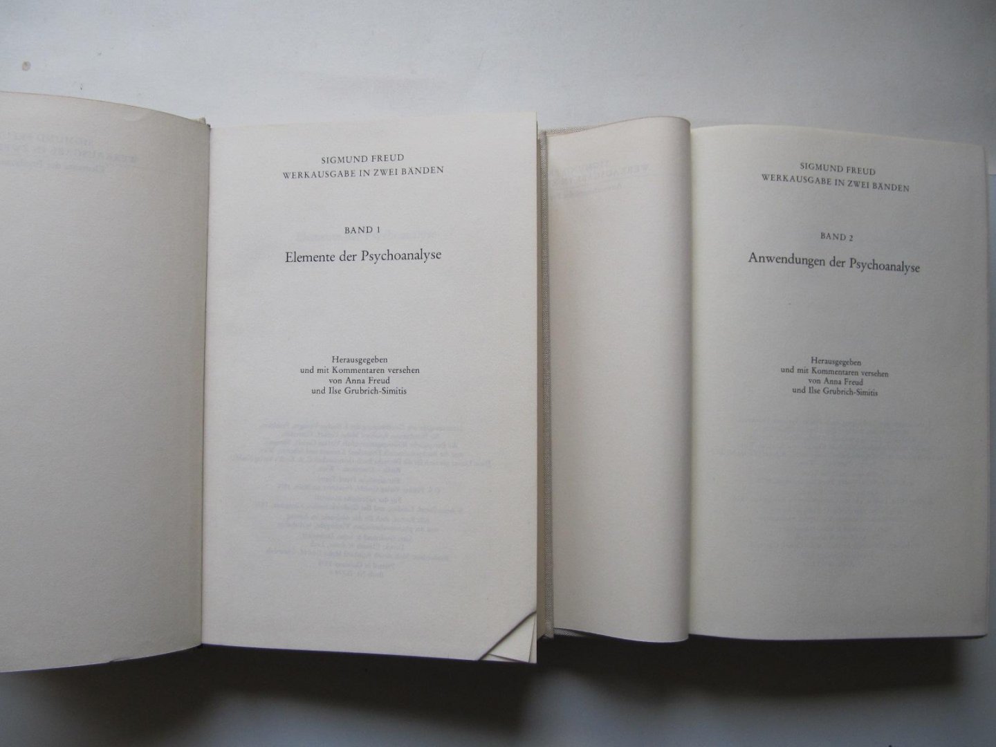 Sigmund Freud - Elemente der Psychoanalyse en Anwendungen der Psychoanalyse