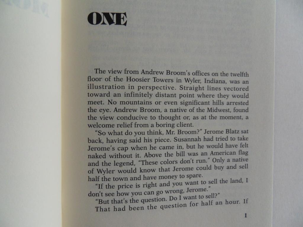 McInerny, Ralph. - Mom & Dead. - An Andrew Broom Mystery. [ !! First edition ].