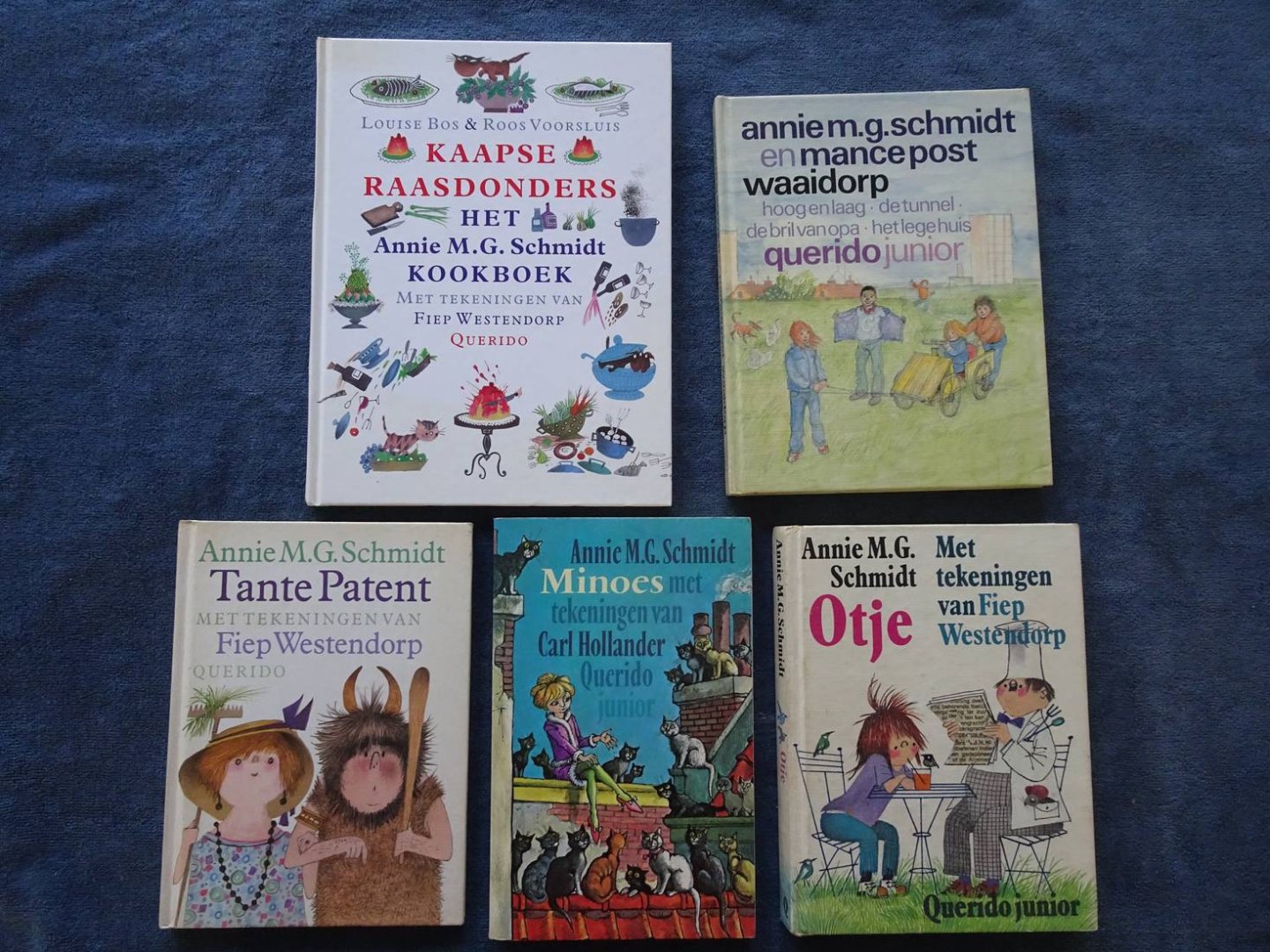 Schmidt, Annie M.G., Fiep Westendorp, Mance Post & Carl Hollander. - Waaidorp/ Minoes/ Tante Patent/ Otje/ Kaapse Raasdonders. Het Annie M.G. Schmidt kookboek. 5 titels.