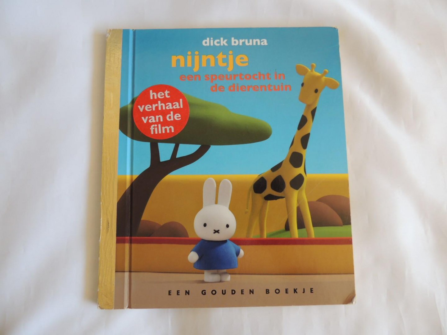 Bruna Dick - Een Gouden Boekje:  Nijntje, een speurtocht in de dierentuin