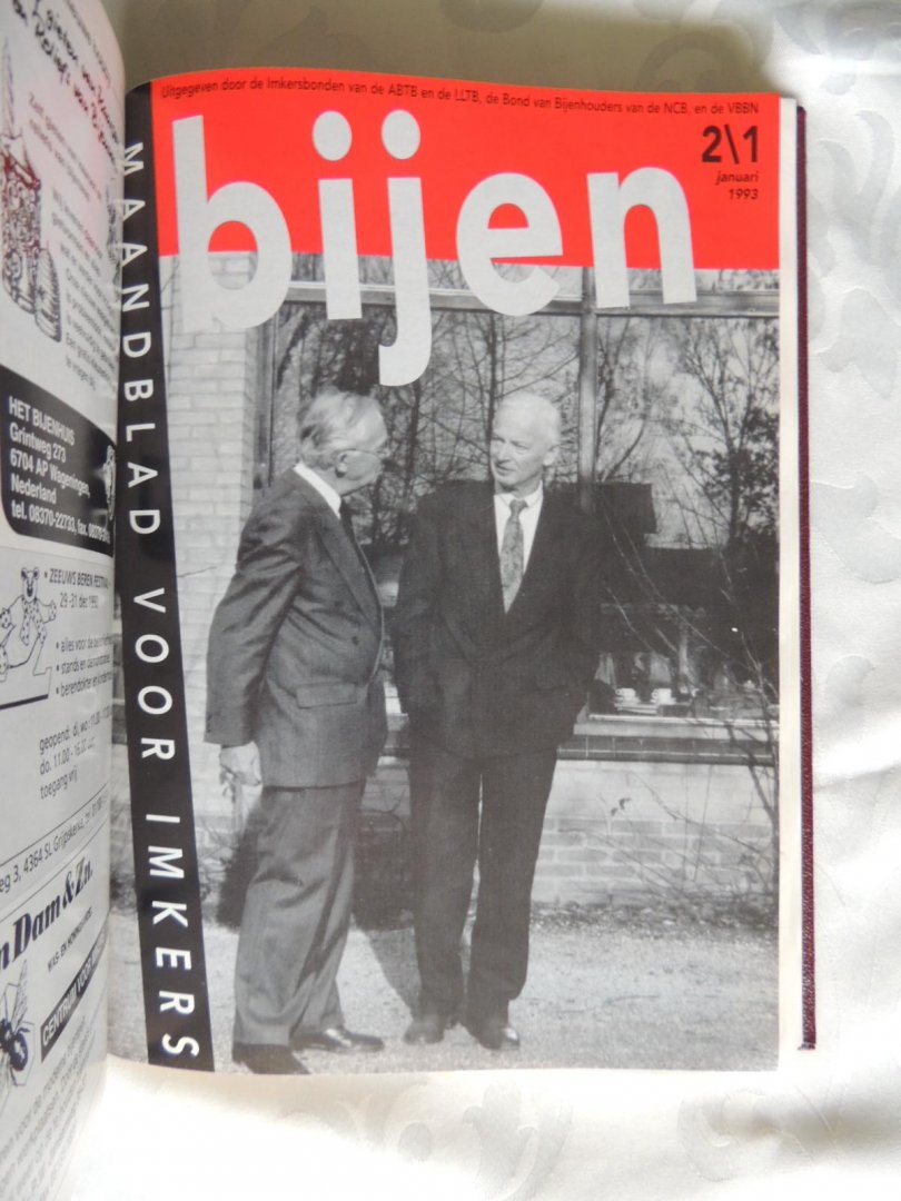 Beetsma, J. (redactie) - Bijen. Maandblad voor imkers. Jaargang 1, 1992.  Jaargang 2,  1993. COMPLEET