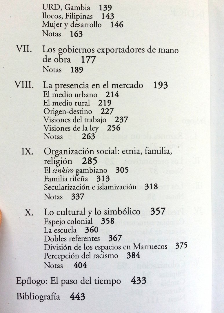 Ribas, Natalia - Las presencias de la inmigración femenina (Un Recorrido por Filipinas, Gambia y Marruecos en Cataluna) (SPAANSTALIG)