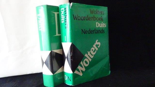 Gelderen, I. van red., - Wolters' woordenboek Duits/Nederlands en Nederlands/Duits.