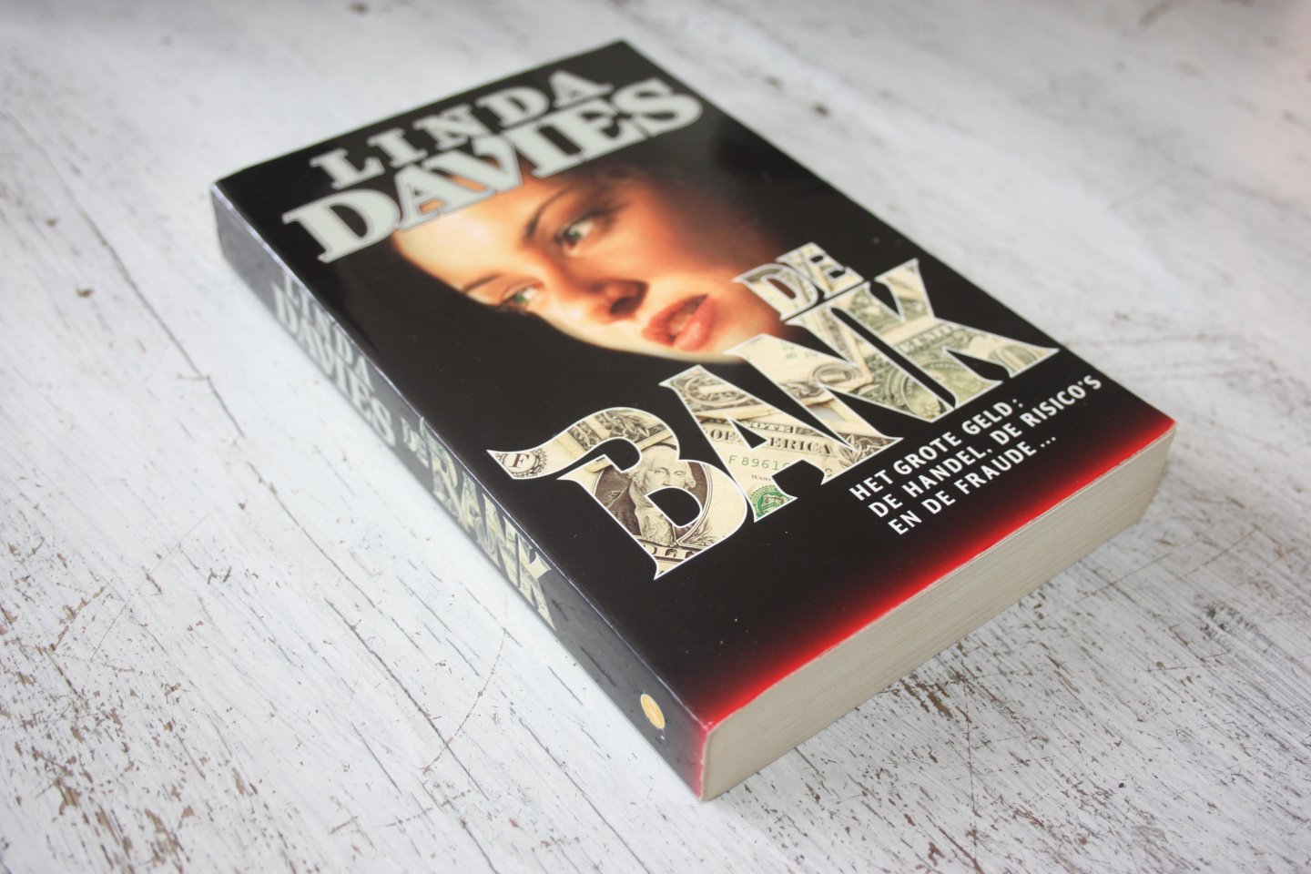 Davies, Linda - DE BANK