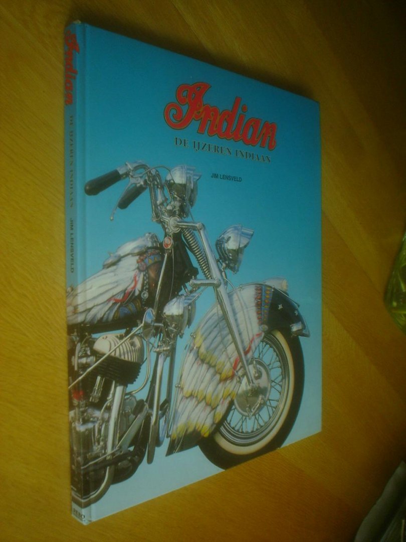 BRAKE, PETER TE (tekst) & PETER LINNEY & JIM LENSVELD (foto`s) - Indian motocycles / De ijzeren Indiaan