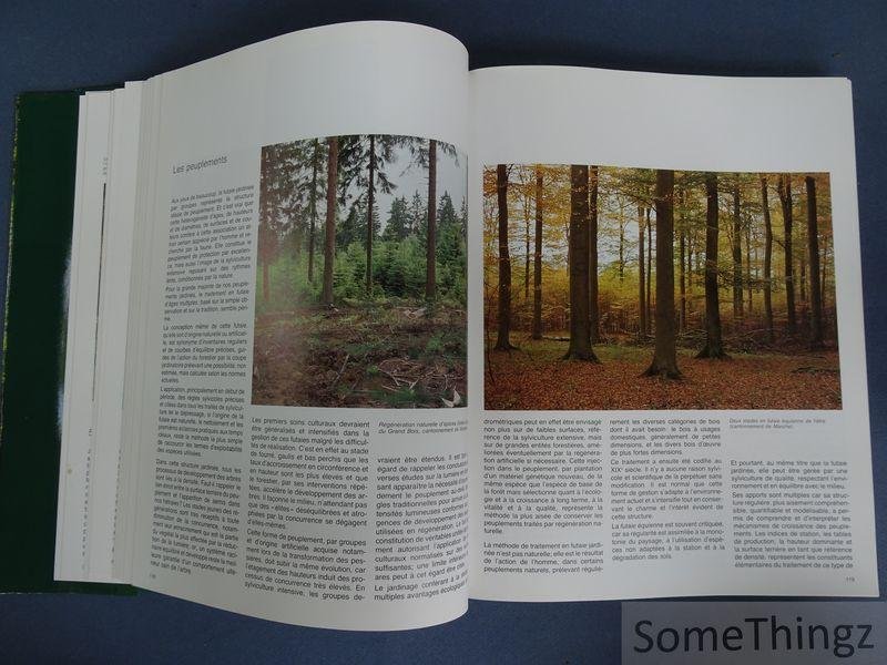 Philippe Blerot et Jean-Pierre Lambot (coord. générale.) - Le grand livre de la forêt wallonne.