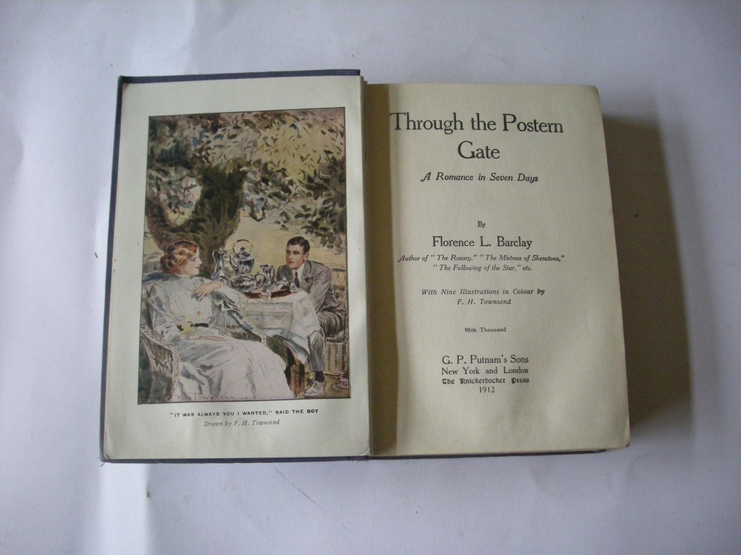 Barclay, Florence L. - Through the Postern Gate. A Romance in Seven Days