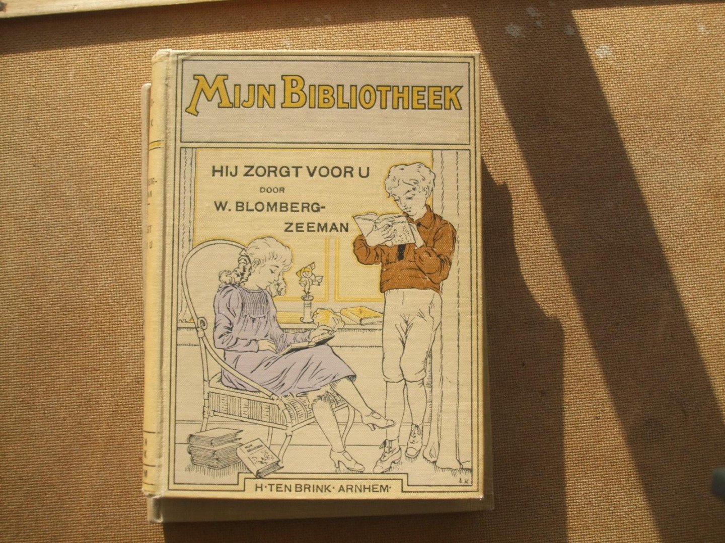 W Blomberg-Zeeman - Hij zorgt voor u