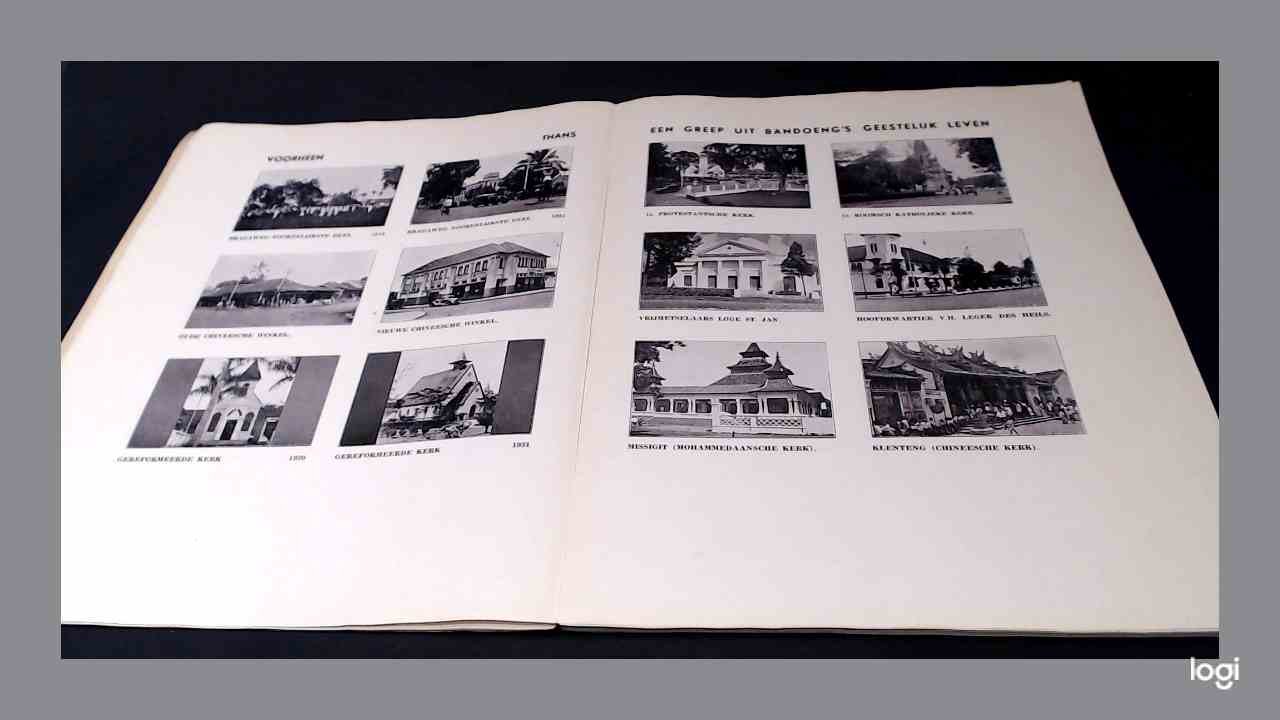 - - Bandoeng 1906 - 1931, Officieele jubileum uitgave ter gelegenheid van het 25 jarig bestaan van de gemeente Bandoeng op 1 april 1931