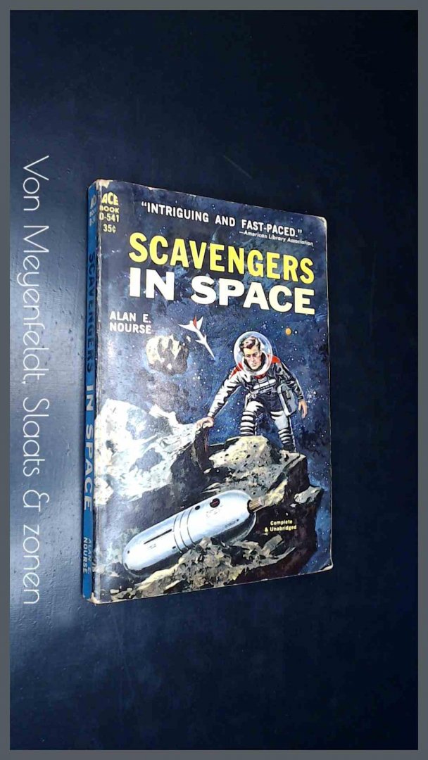 Nourse, Alan E. - Scavengers in space