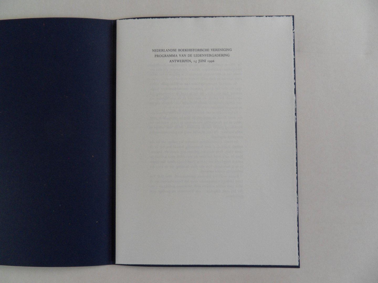 Nederlandse Boekhistorische Vereniging. - Programma van de Ledenvergadering Antwerpen, 15 juni 1996. [ Oplage 70 exemplaren ].