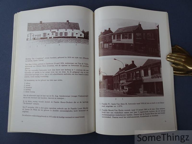 van Everbroeck, C. [compil.] - Santhoven-Zandhoven: in en om het gemeentehuis.