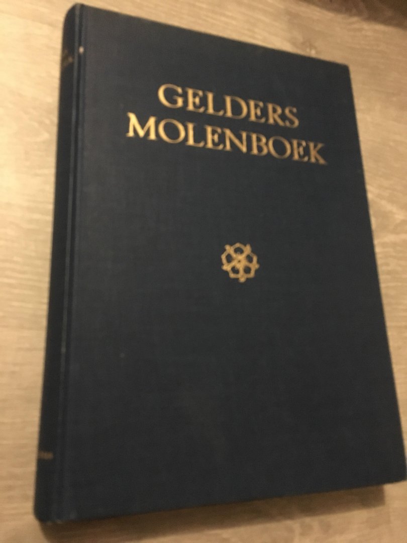 Provinciaal bestuur Gelderland - 1969- gebonden met stofomslag- 632 pag.-toegevoegde kaarten met de ligging der molens-vele foto's en tekeningen met uitvoerige beschrijving per molen