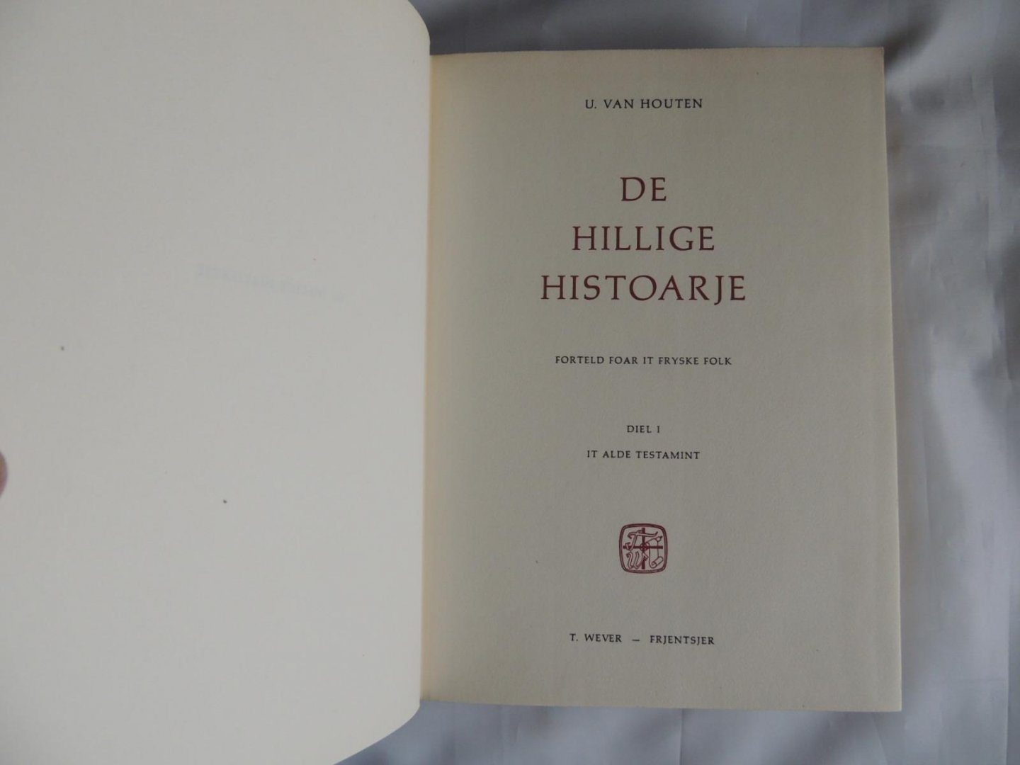 Houten van Ulbe Tekeningen van jan klaas pijlman - De Hillige Histoarje, forteld foar it Fryske folk. Diel I (It alde testamint) en Diel II (It nije testamint)
