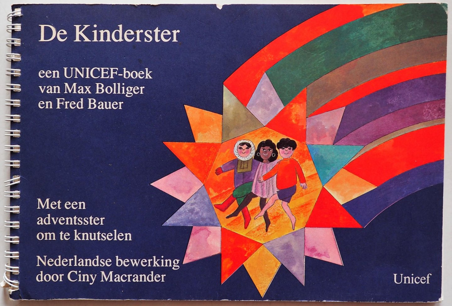 Bolliger Max, bewerking Macrander Ciny, ill.  Bauer Fred - De Kinderster De adventsster om te knutselen ontbreekt