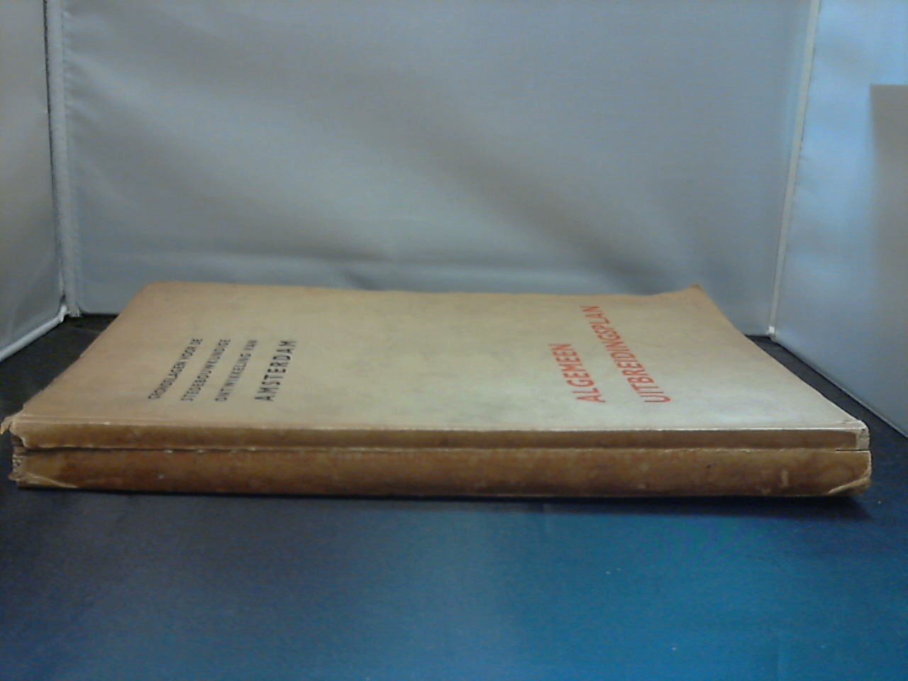 Graaf W.A. de , De Directeur van den Dienst der Publieke Wereken - Grondslagen voor de stedebouwkundige ontwikkeling van Amsterdam / Algemeen Uitbreidingsplan / Nota van toelichting