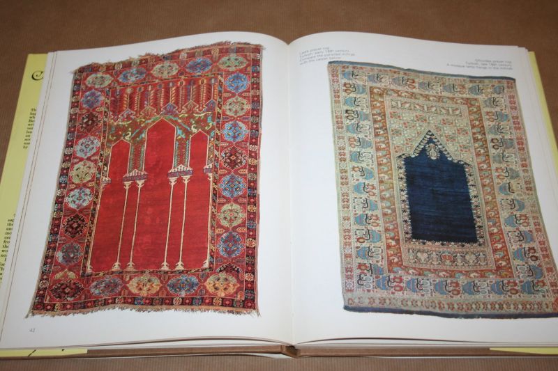 Ian Bennett - Book of Oriental Carpets and Rugs