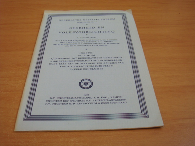 Hulst, J van der - Overheid en volksvoorlichting - Nederlands gesprek centrum publ. nr 16