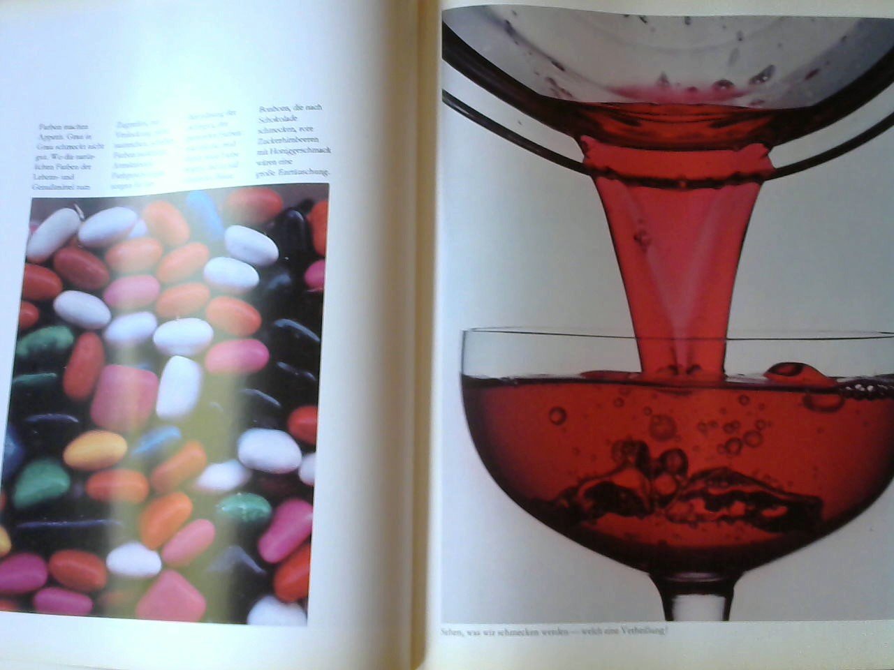 Herberts Kurt/ KULKIES Klaus (TEXT) - Eine Welt voller Farben. Das Phänomen der Oberfläche